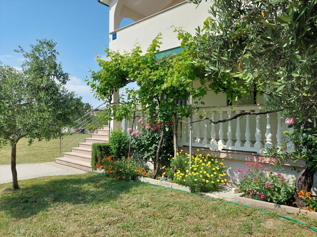 Apartments Vlašići Eksteriør bilde